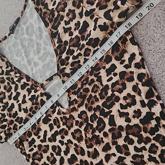 Animal Print Bodysuit Top Leopard Print Brown Black Stretch like New Size 0XL - Picture 9 of 14